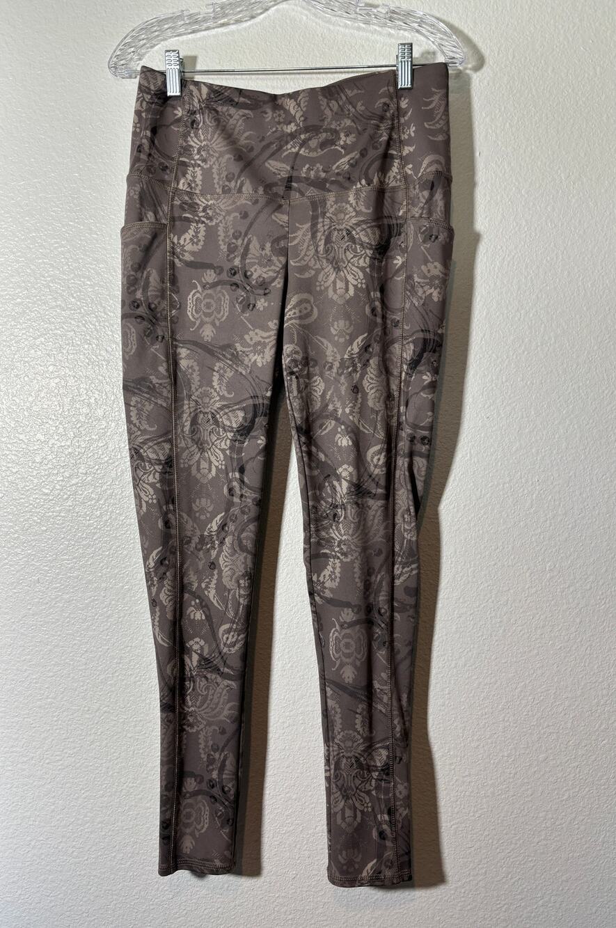 Chico's Zenergy Size 1 (Medium) Gray/Tan Paisley Pocket Leggings Athleisure